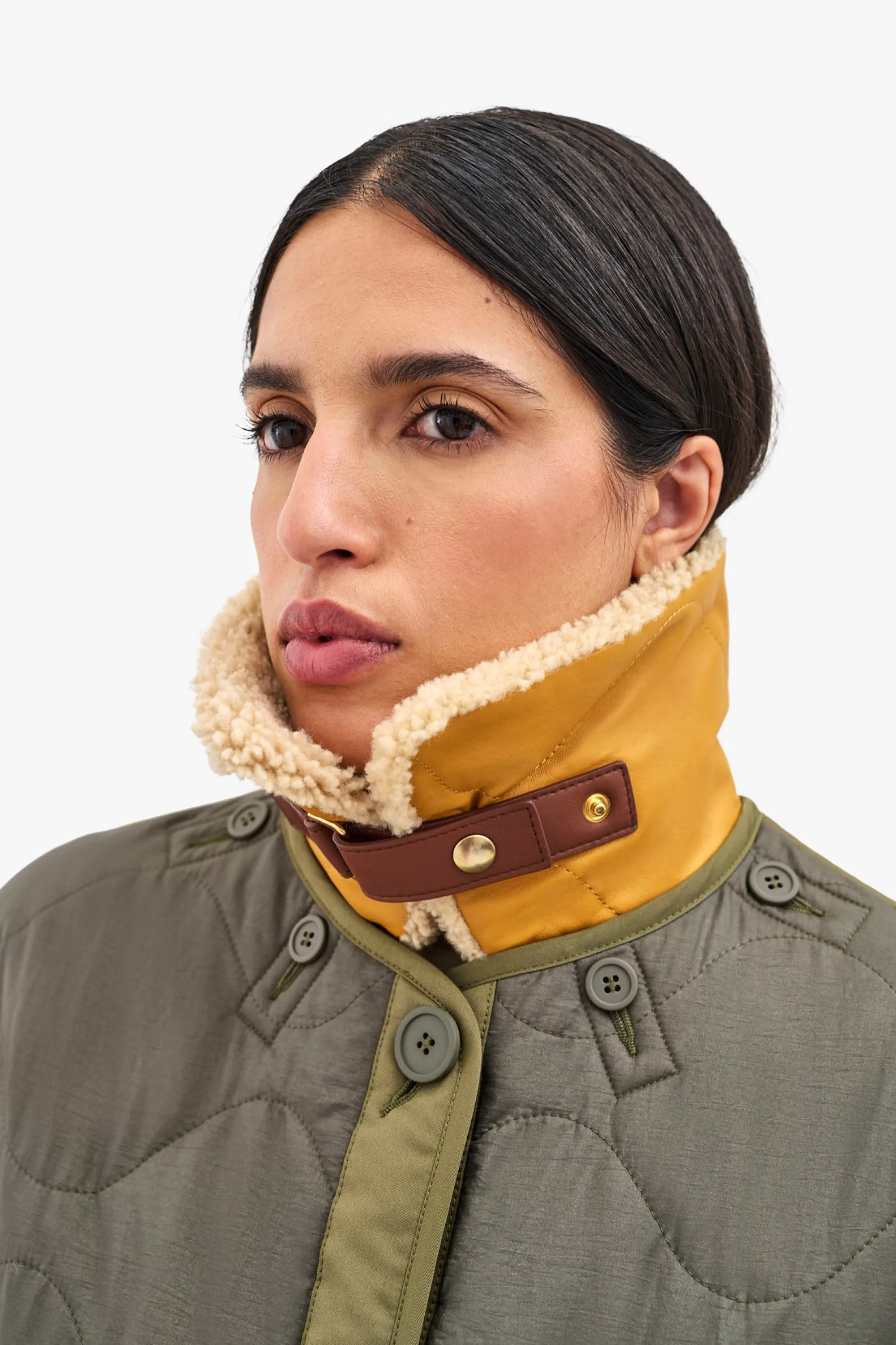 Aviator Collar - Caramel Curly / Honey