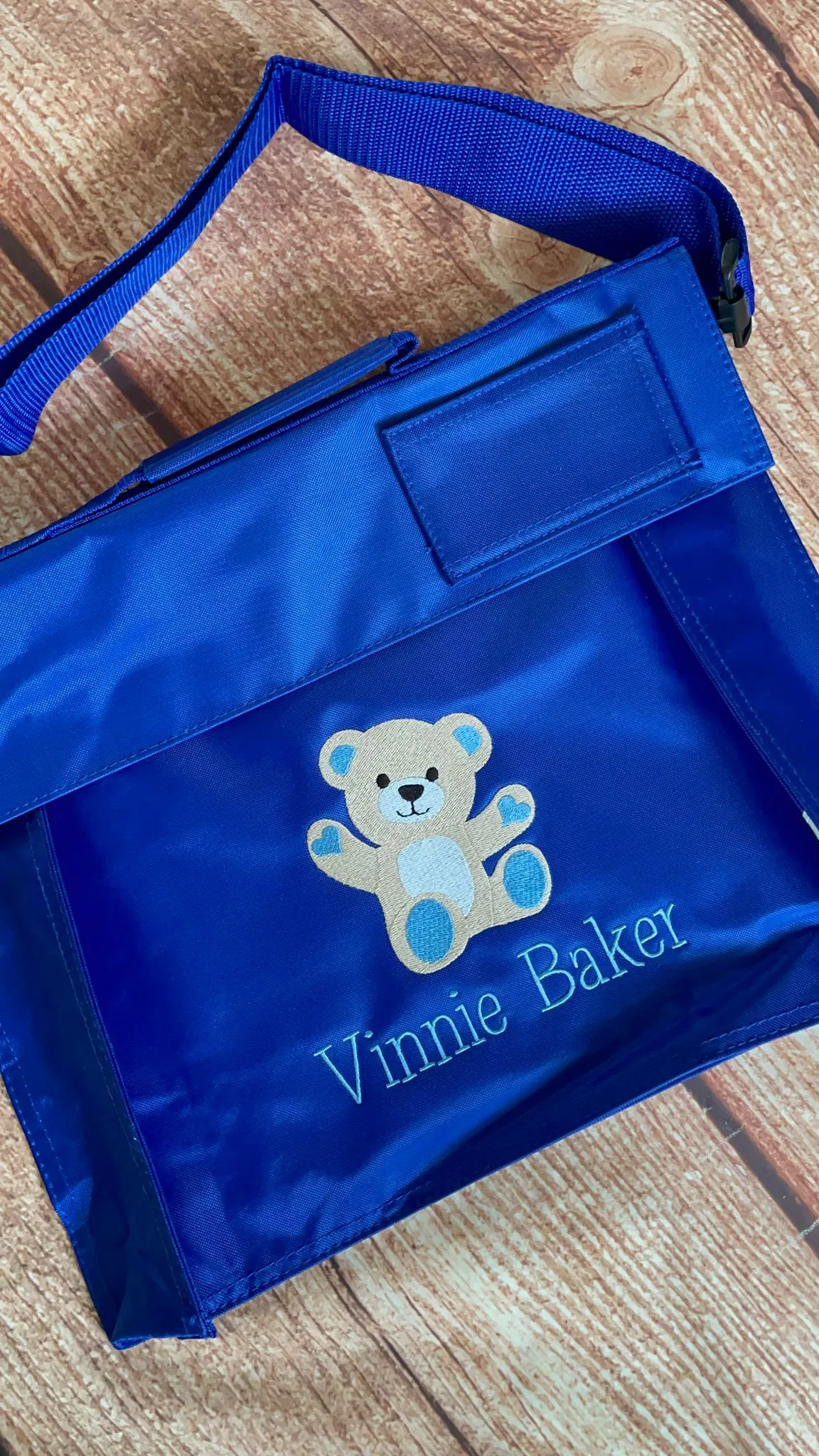 Embroidered Bookbag with strap - Bear