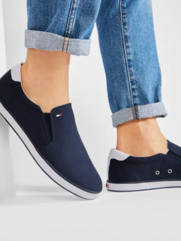 Iconic Slip On Sneak