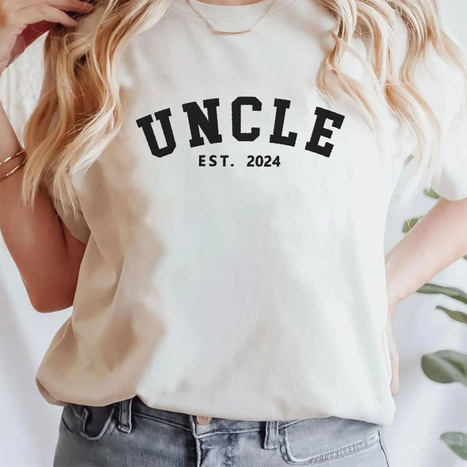 Personalized Embroidered Uncle Sweatshirt Est 2024, Cool Uncles Club Vintage Hoodie for Fathers Day