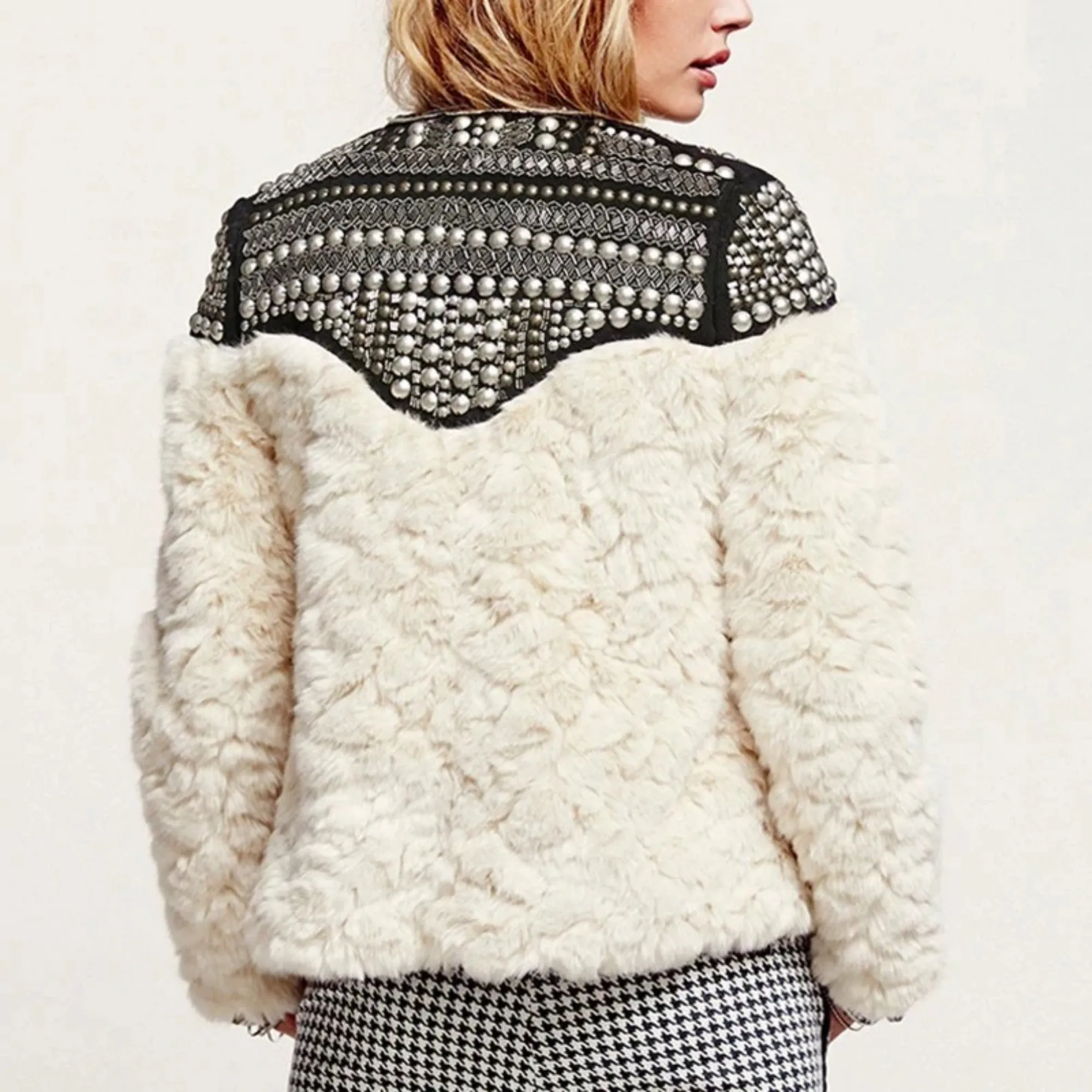 Women's Winter Faux Fur Long-Sleeved Coat With Rivets