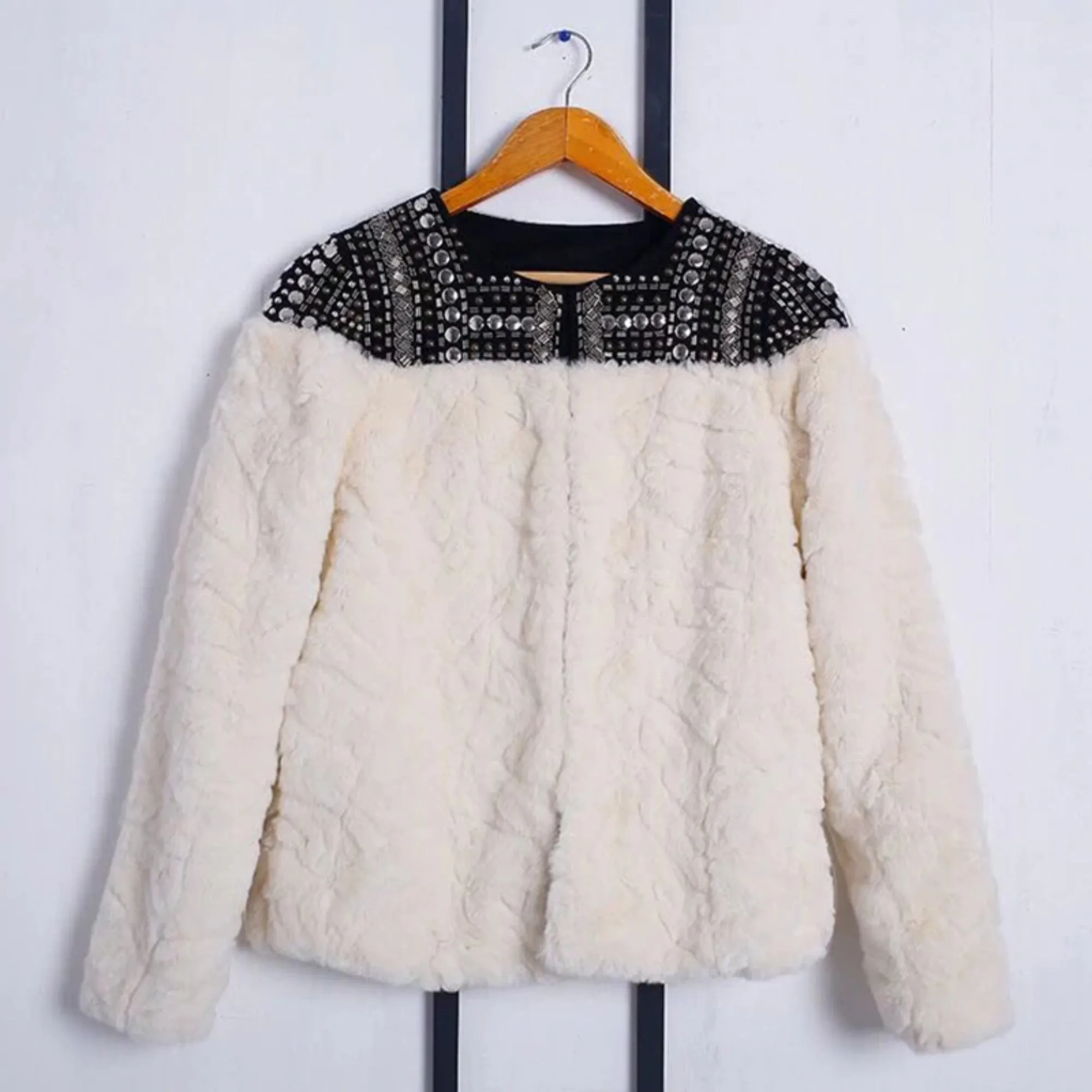 Women's Winter Faux Fur Long-Sleeved Coat With Rivets